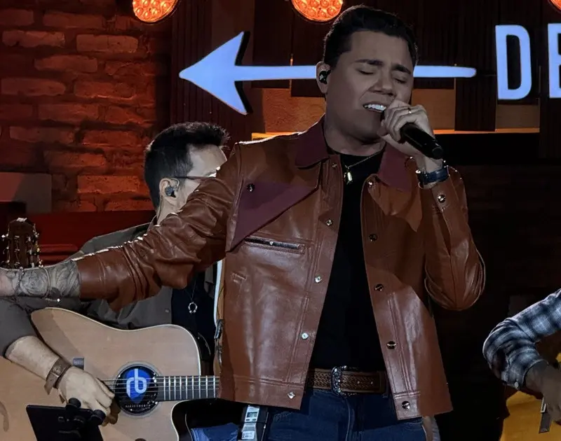 Felipe Araújo grava ‘De Ponta a Ponta’ em Barretos com 22 músicas inéditas