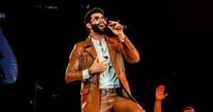 Gusttavo Lima fez seu segundo show na 71ª Festa do Peão de Barretos e levou a apresentação até o amanhecer (Thais Ministro)