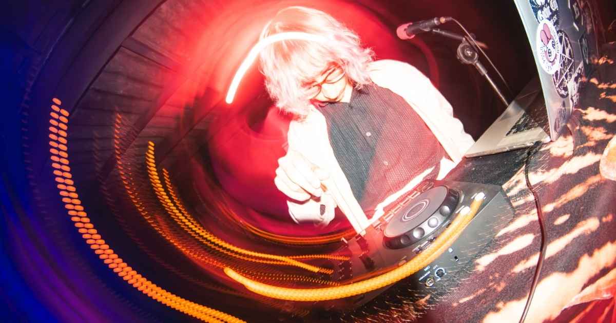 DJ Urutau (@_vininiv)