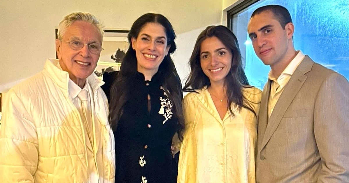 Caetano Veloso e Paula Lavigne no casamento de Zeca Veloso e Mariana Fagundes (reprodução @caetanoveloso)