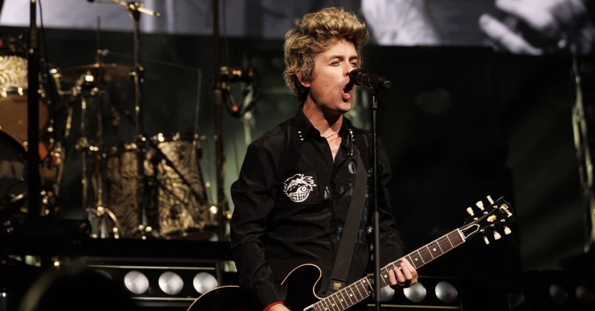 Só acorde Billie Joe Armstrong, do Green Day, quando setembro acabar (Greg Schneider/ reprodução @greenday)