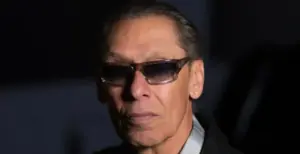 Baterista do Van Halen recebe uma das principais honrarias civis da Holanda por sua contribuição ao rock