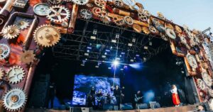 Chady no palco Supernova (Fernanda Lima)
