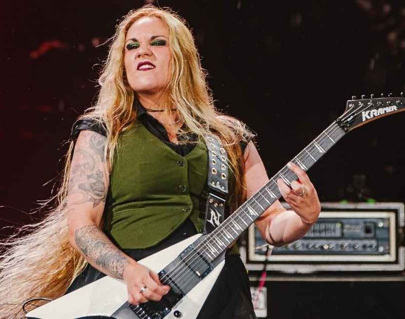 Nervosa comemora show com Black Pantera no Rock in Rio