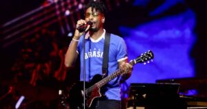 Jon Batiste se apresenta na quarta noite de Rock in Rio 2026, no Palco Mundo (Roberto Filho/Brazil News)