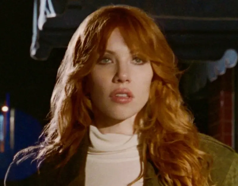 Carly Rae Jepsen (reprodução @CarlyRaeJepsen)