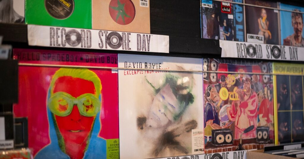 Discos de vinil mudam a experiência com a música (Grosby Group)