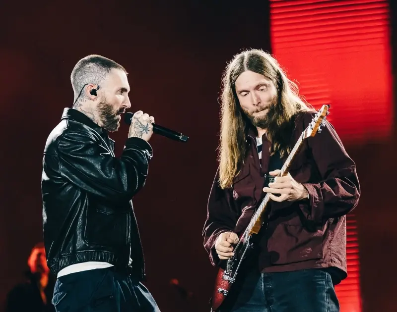 Maroon 5 transforma São Paulo em pista de dança antes do Rock in Rio