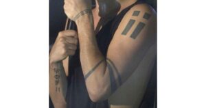 Tatuagens de vocalista do Twenty One Pilots (Reprodução)