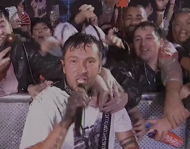 Twenty One Pilots incendeia último dia do Rock in Rio diante de legião de fãs