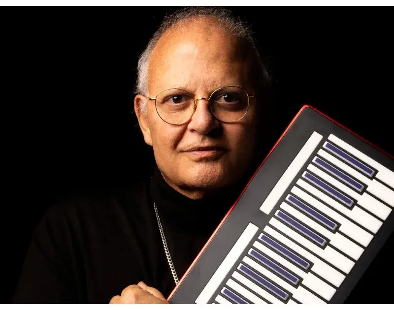 Guilherme Arantes leva turnê '50 anos- luz' a São Paulo (Leo Aversa)