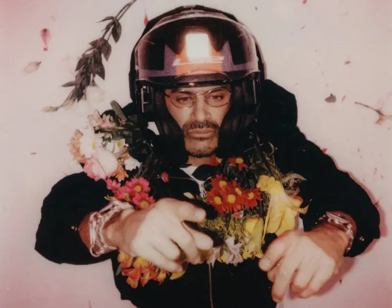 Criolo celebra 15 anos de ‘Nó na Orelha’ em turnê pelo Brasil