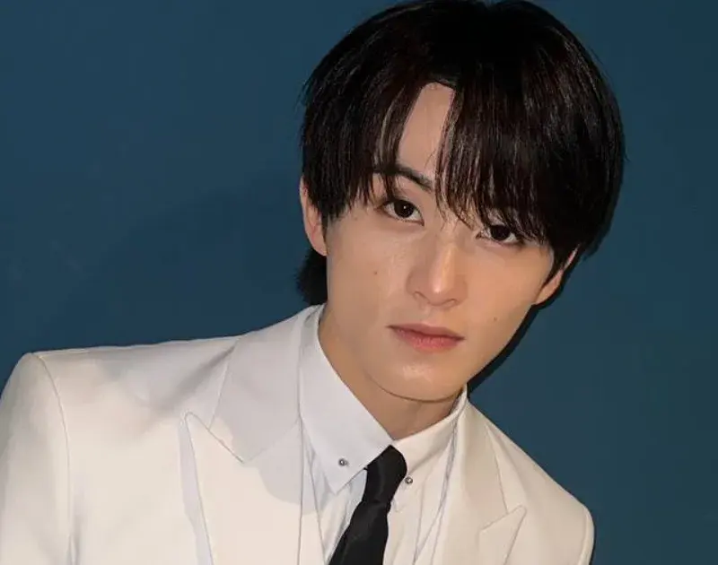 Mark Lee