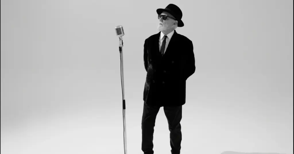 Roger Taylor (Simon Lupton)