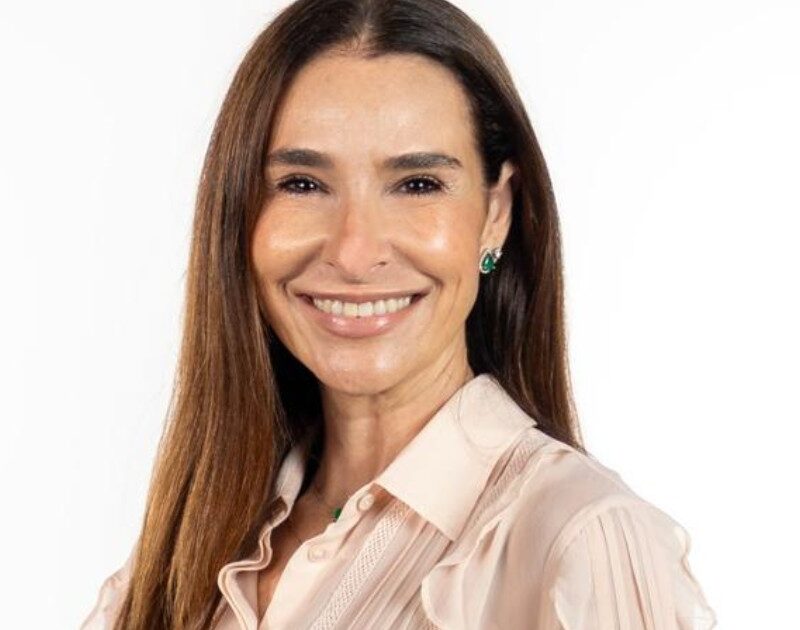 Juliana Benício é doutora em engenharia de produção e foi secretária municipal de Inovação, Ciência e Tecnologia de Niterói indústria musical paradas