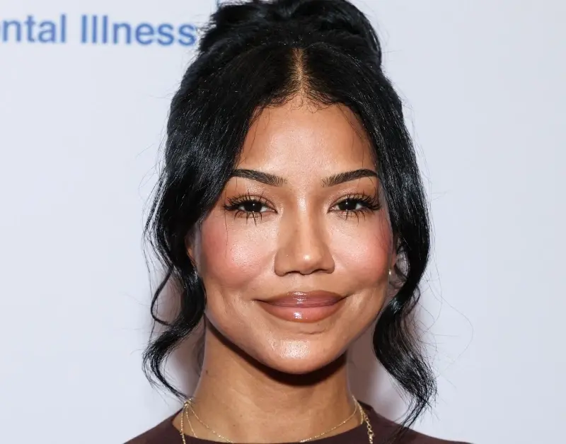 Jhené Aiko (Grosby Group)