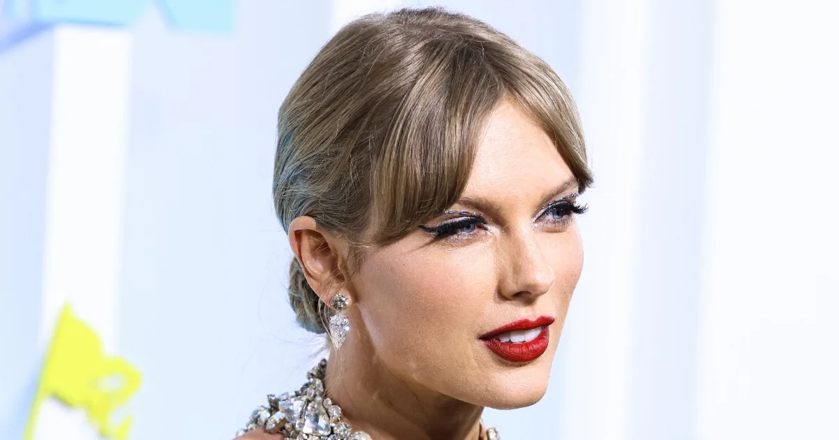 Taylor Swift (Grosby)