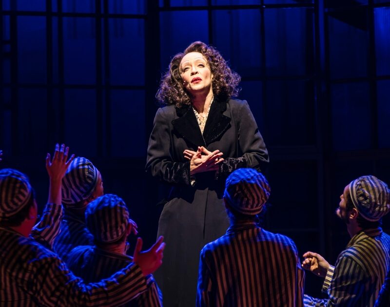 Laila Garin encena Édith Piaf em superprodução musical no Teatro Bradesco