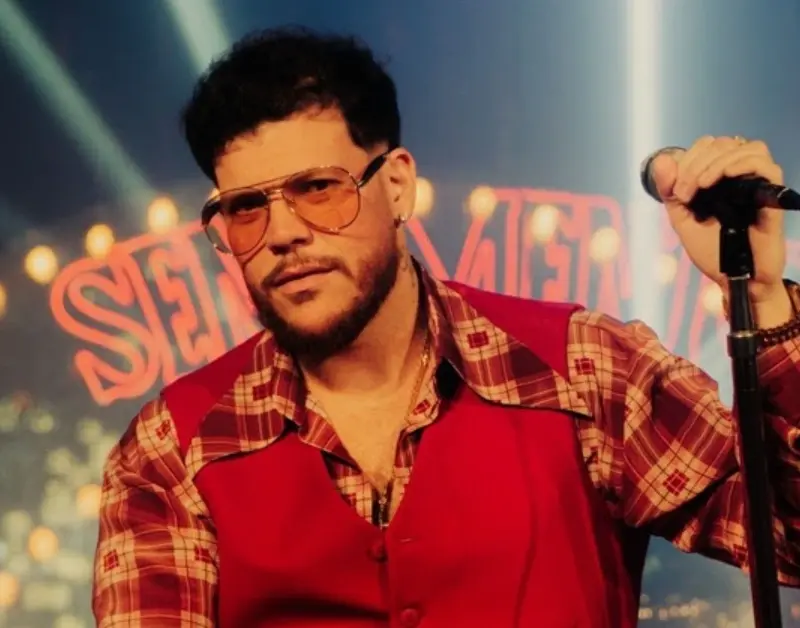 Ferrugem dá spoiler do clipe de ‘Amar ou Odiar’; veja