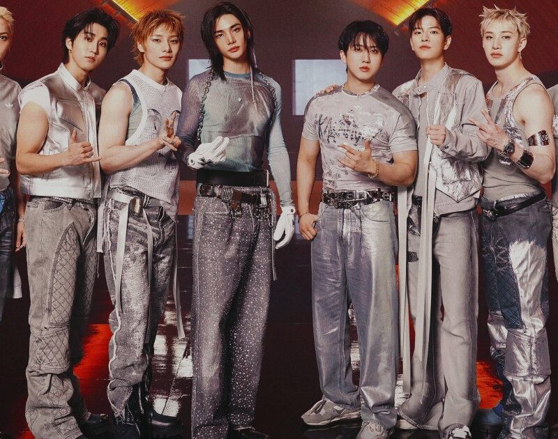 Stray Kids