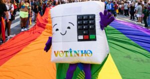Fãs do BTS e Votinho levam K-pop à Paulista para incentivar o voto jovem (Divulgação)