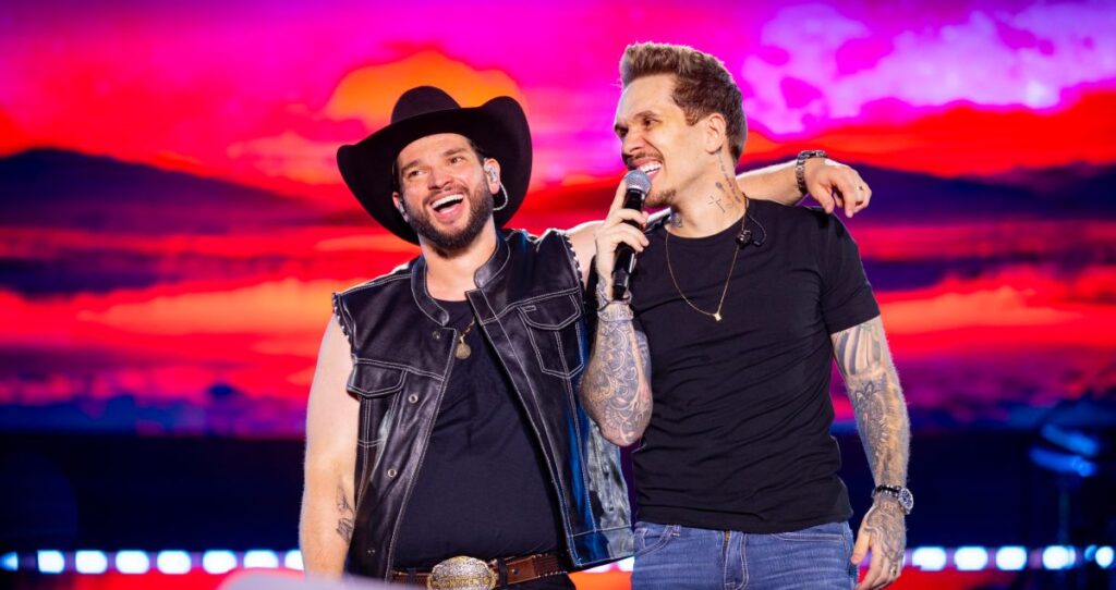 Felipe e Rodrigo conquistam topo do Hot 100 Brasil com 'Pós' 2 Felipe e Rodrigo