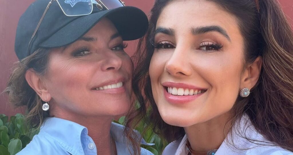 Paula Fernandes reencontra Shania Twain