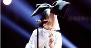 A cantora Sia (Reprodução Instagram)