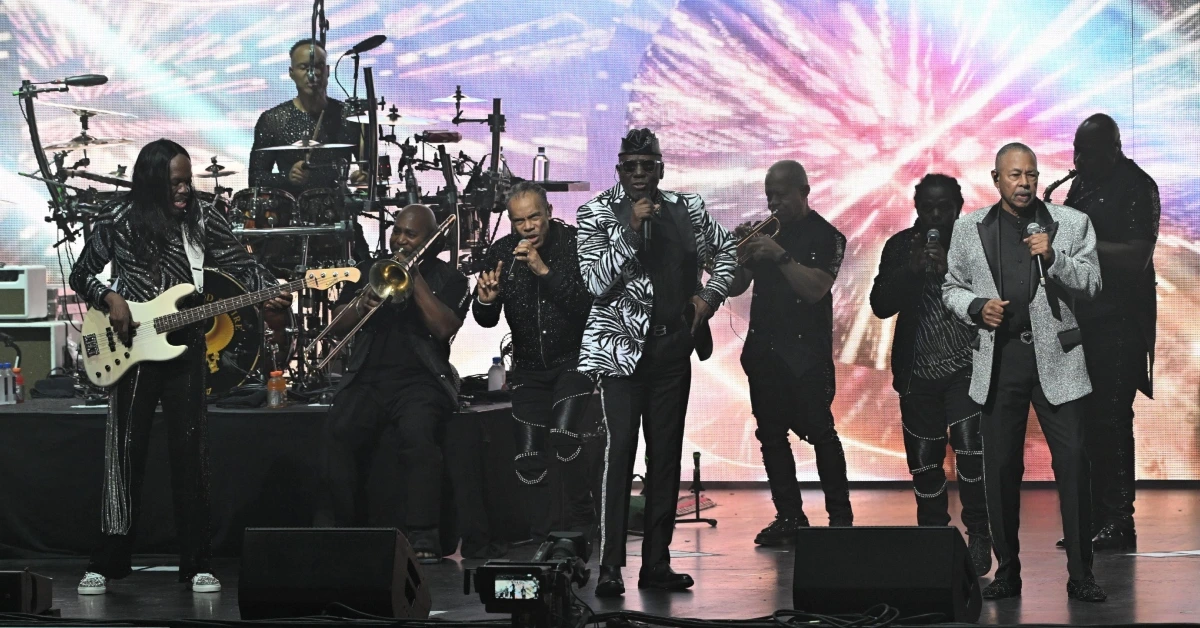 Sucesso de September, de Earth, Wind & Fire, retorna ao Hot 100 (Grosby Group)