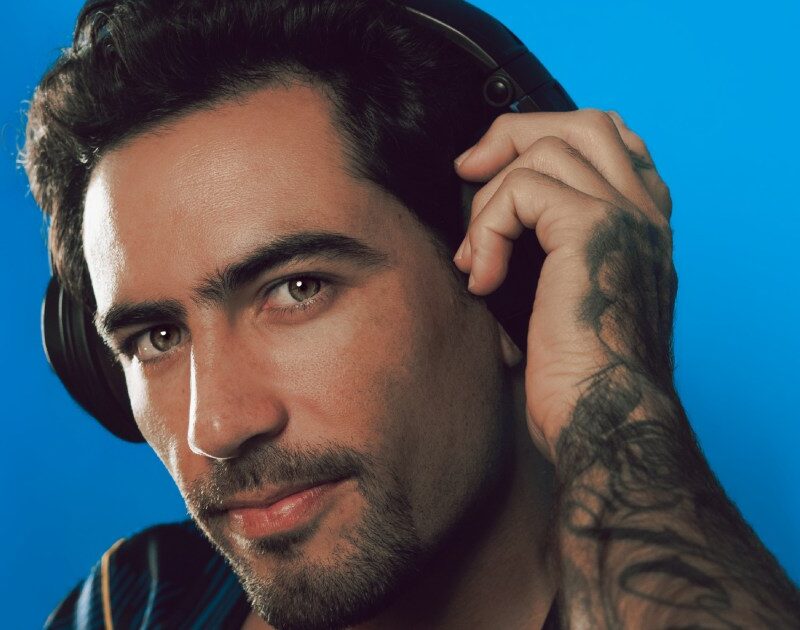 O artista brasileiro-americano Riconoflow (Divulgação)