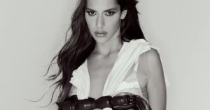A cantora Marina Sena em ensaio exclusivo para a Billboard Brasil (Gabriela Schmidt/BillboardBR)