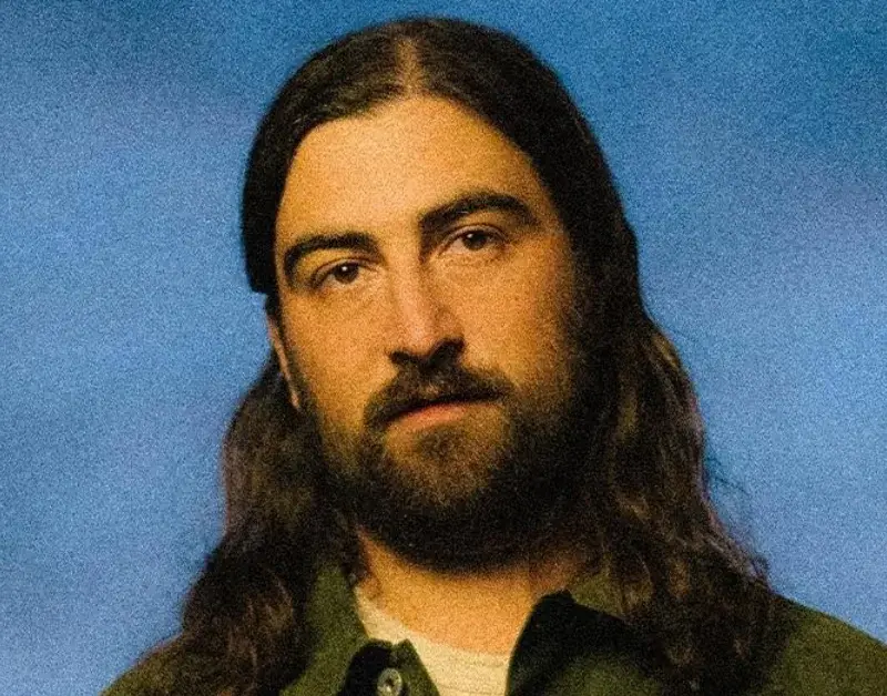 Produtores revelam como ajudaram Noah Kahan em ‘The Great Divide’