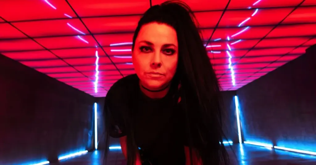 Amy Lee, vocalista do Evanescence (Reprodução Facebook @AmyLeeOfficial)