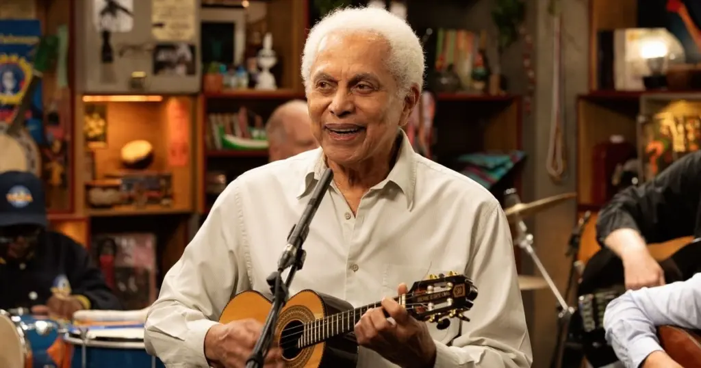 Paulinho da Viola reúne os filhos e revisita clássicos no 'Tiny Desk Brasil' 2 Paulinho da Viola no Tiny Desk Brasil (Divulgação)